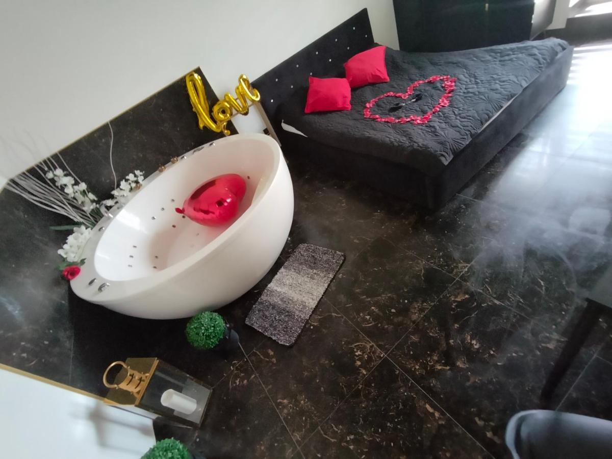 Apartament Zloty Z Jacuzzi Bydgoszcz Zewnętrze zdjęcie